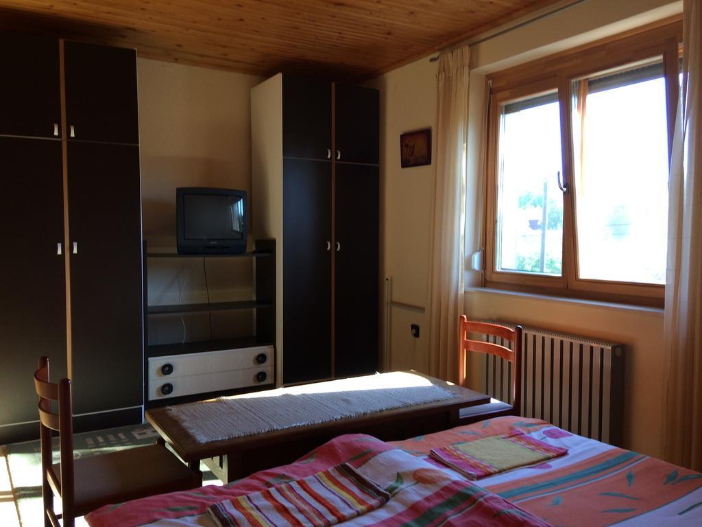Апартаменты Margareta Apartman Шарвар Экстерьер фото